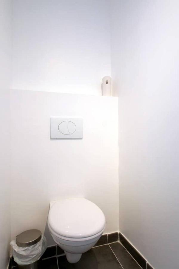 Les Gites De Laure - L'Or Vert, Appartement Avec Vue Sur Le Chateau, Parking Prive, Climatisation, Netflix, A 160 M De La Cite Medievale Carcassonne Luaran gambar