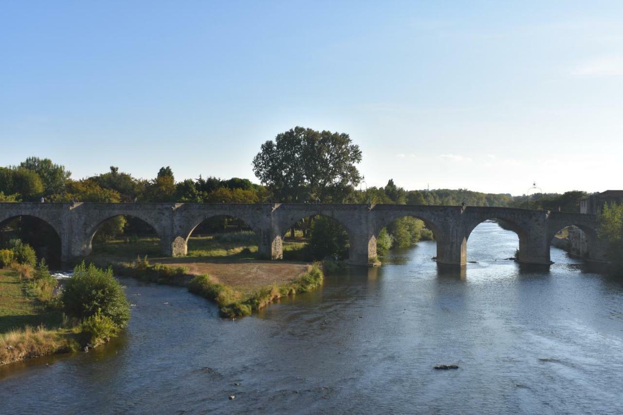 L'Or Vert, Castle View, Private Parking, Air Conditioner, Netflix, 160M From Medieval Town Carcassonne Luaran gambar