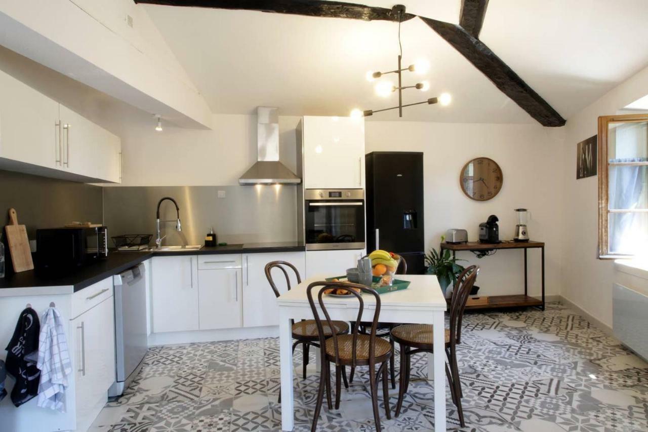 Les Gites De Laure - L'Or Vert, Appartement Avec Vue Sur Le Chateau, Parking Prive, Climatisation, Netflix, A 160 M De La Cite Medievale Carcassonne Luaran gambar